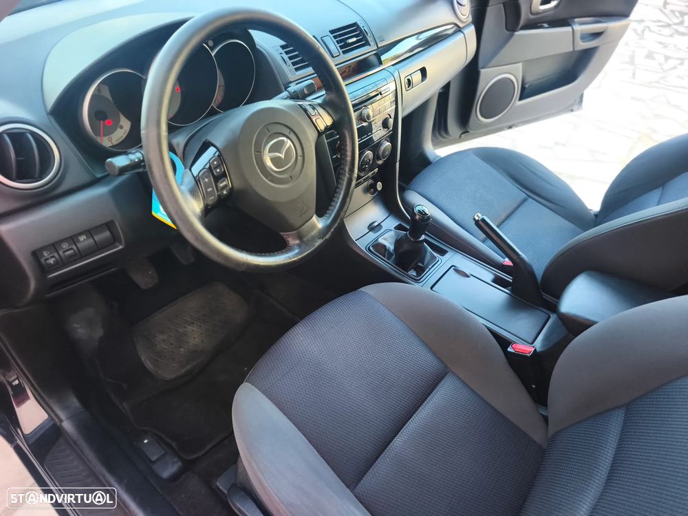 Mazda 3 Hatchback MZ-CD 1.6 Exclusive - 15