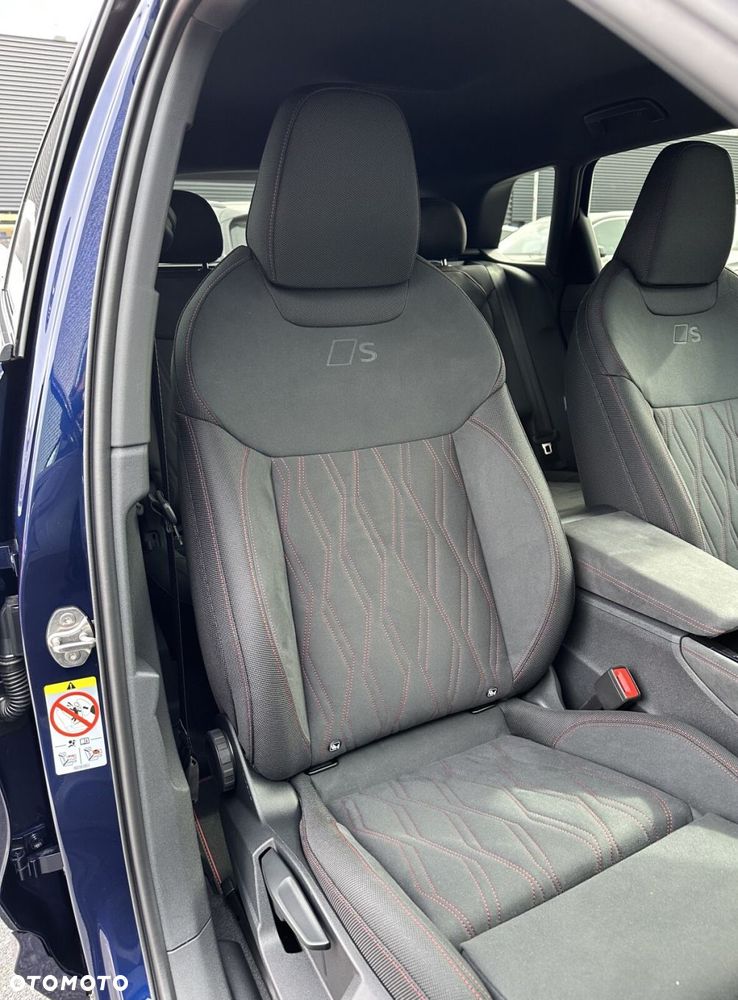 Audi Q3 - 24