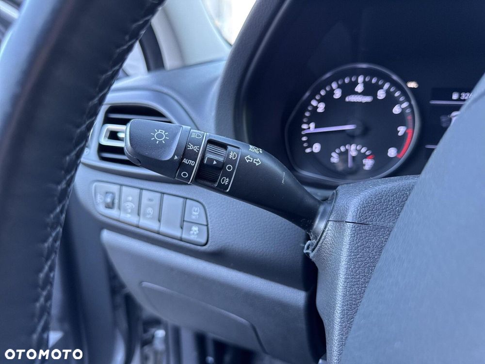 Hyundai i30 1.5 DPI Smart - 23