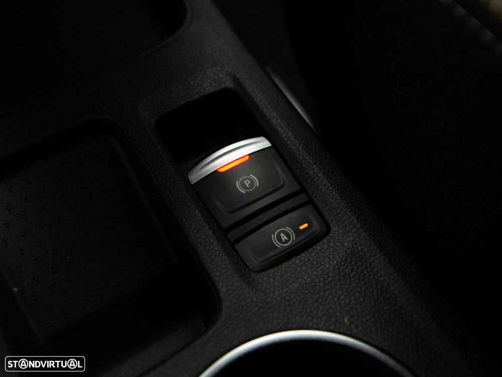 Renault Captur 1.3 TCe Techno EDC - 21