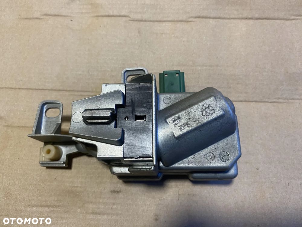 Blokada kierownicy Volvo XC60 I lift 2015r OE - 1