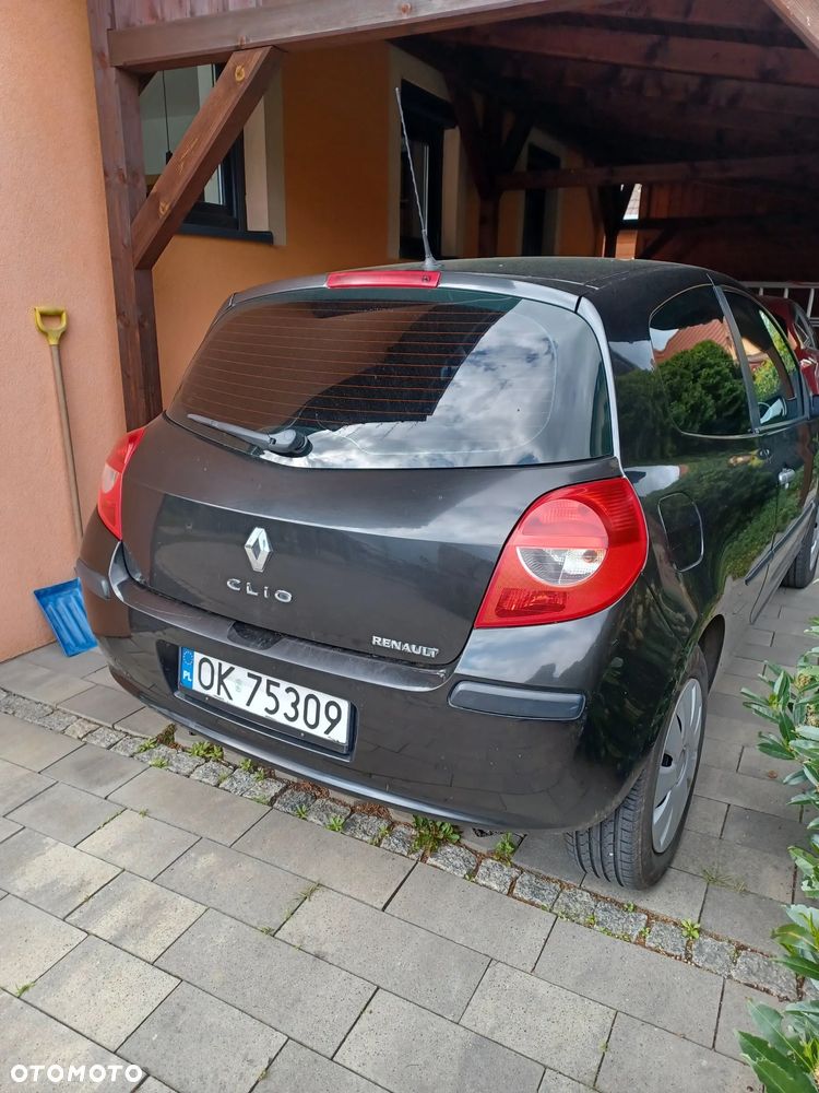 Renault Clio 1.2 16V Wind - 3