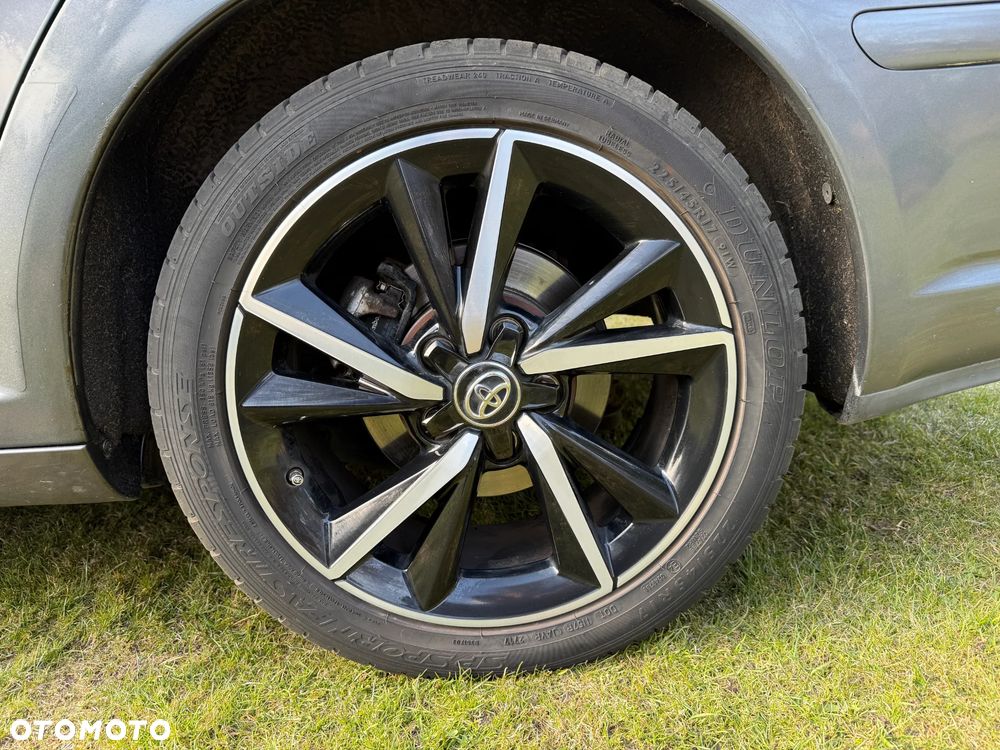 Toyota Avensis 2006 photo 3