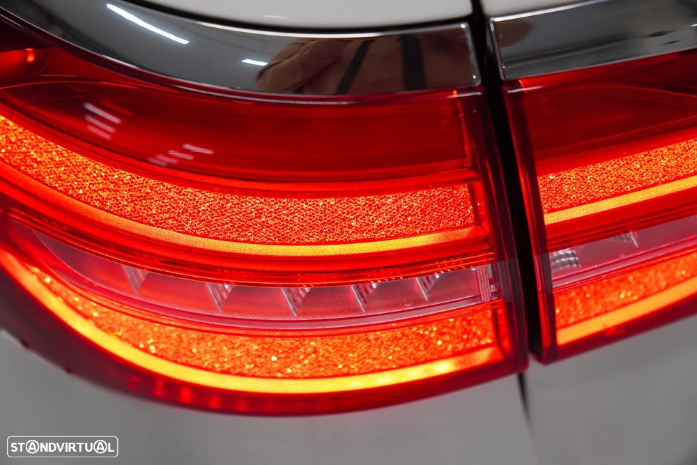 Mercedes-Benz E 300 d AMG designo 7L - 7