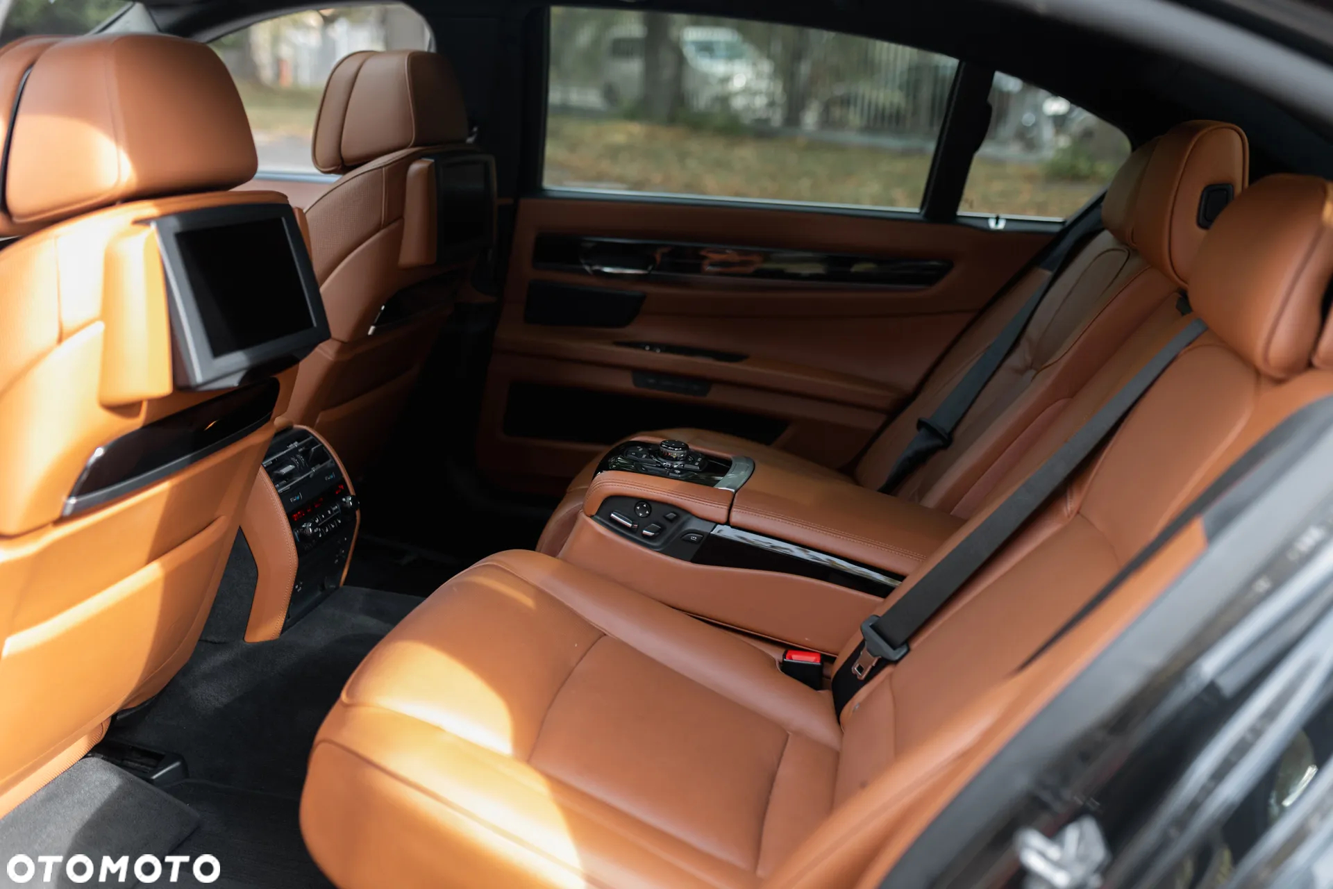 BMW Seria 7 760i L - 14