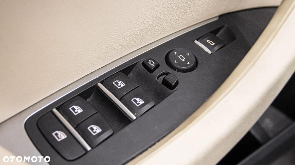 BMW X3 xDrive20d mHEV - 23