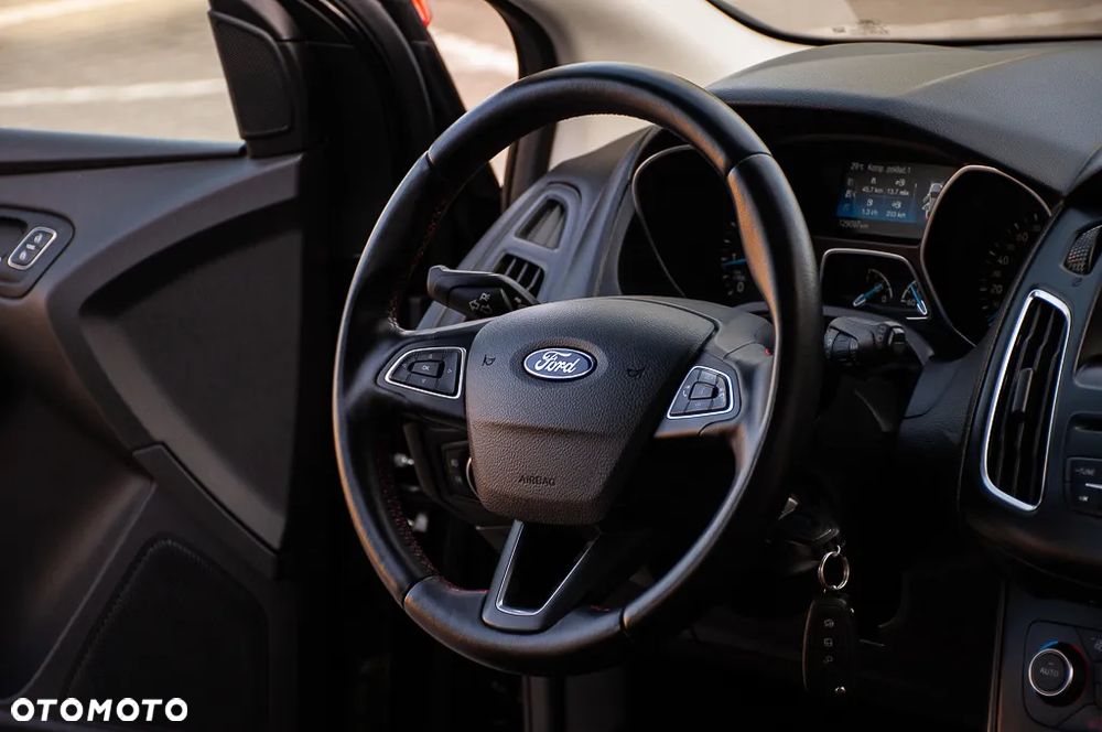Ford Focus - 9
