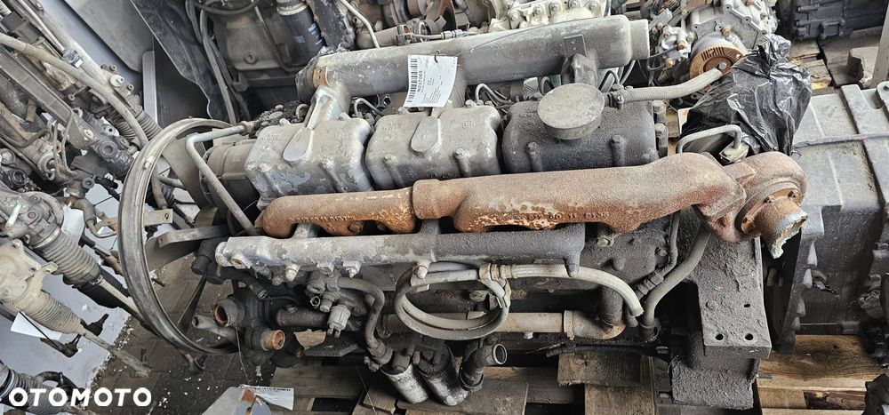 SILNIK KOMPLETNY STEYR 17S21 210KM TURBO - 1