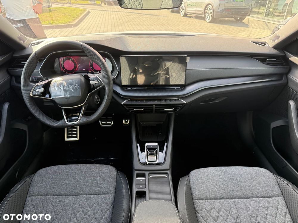 Skoda Octavia 2.0 TDI Sportline DSG - 7