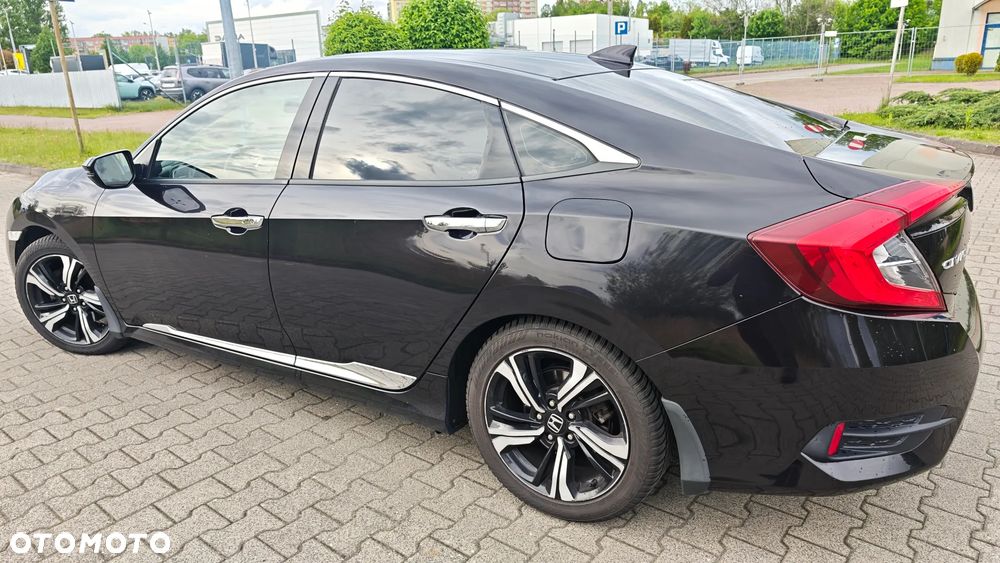 Honda Civic 1.5 T Executive CVT - 2