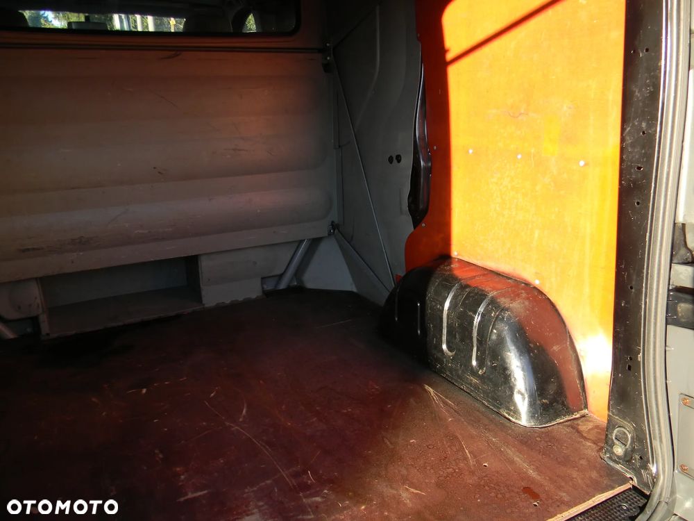 Opel Vivaro - 28