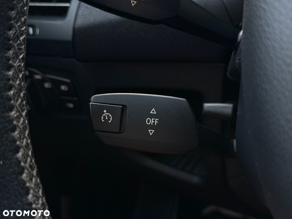 BMW Seria 1 - 17