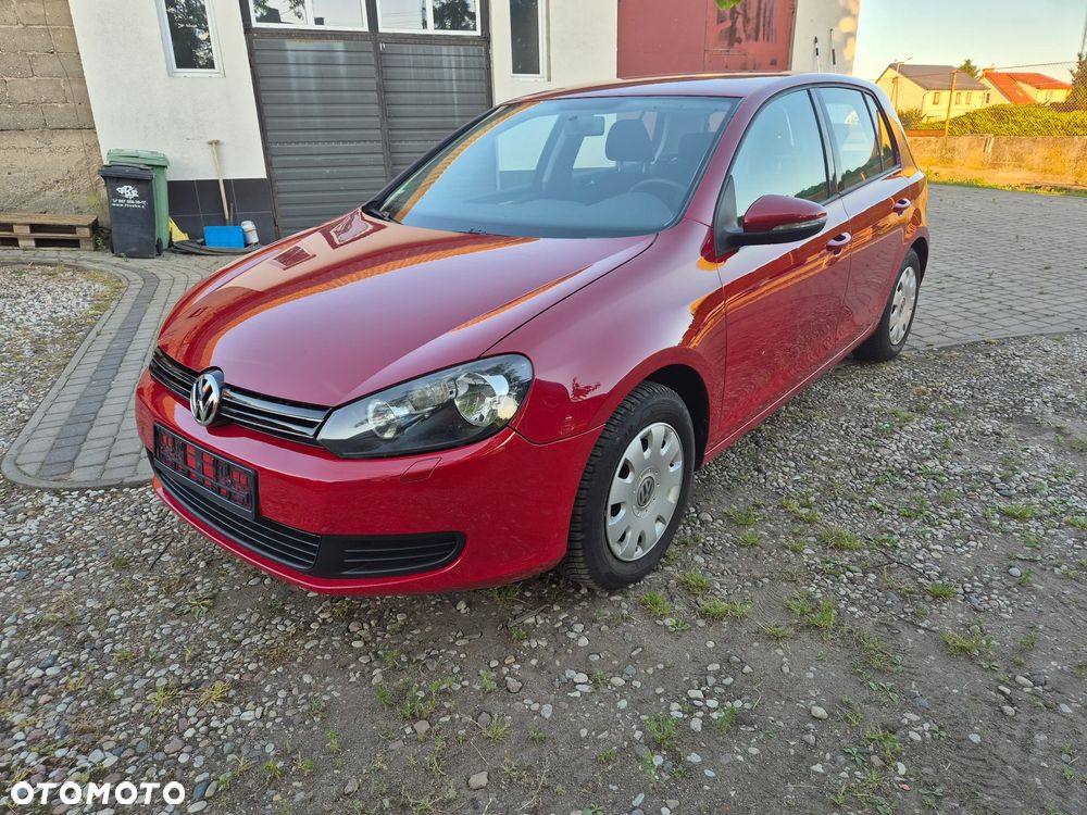 Volkswagen Golf - 1