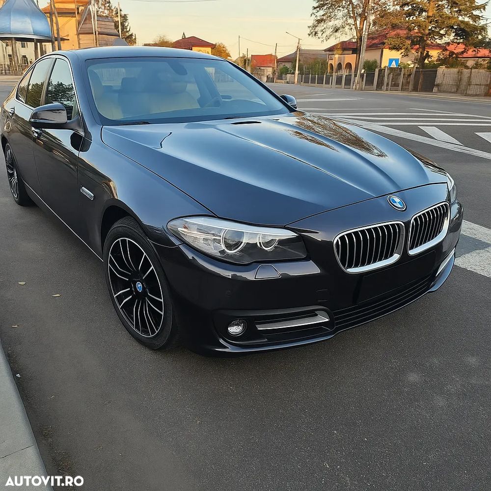 BMW Seria 5 525d Touring Sport-Aut. Luxury Line - 1