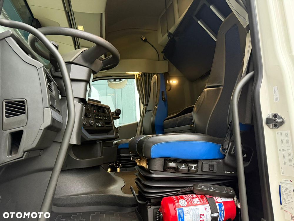 Volvo FH 460 I-SAVE XL - 17