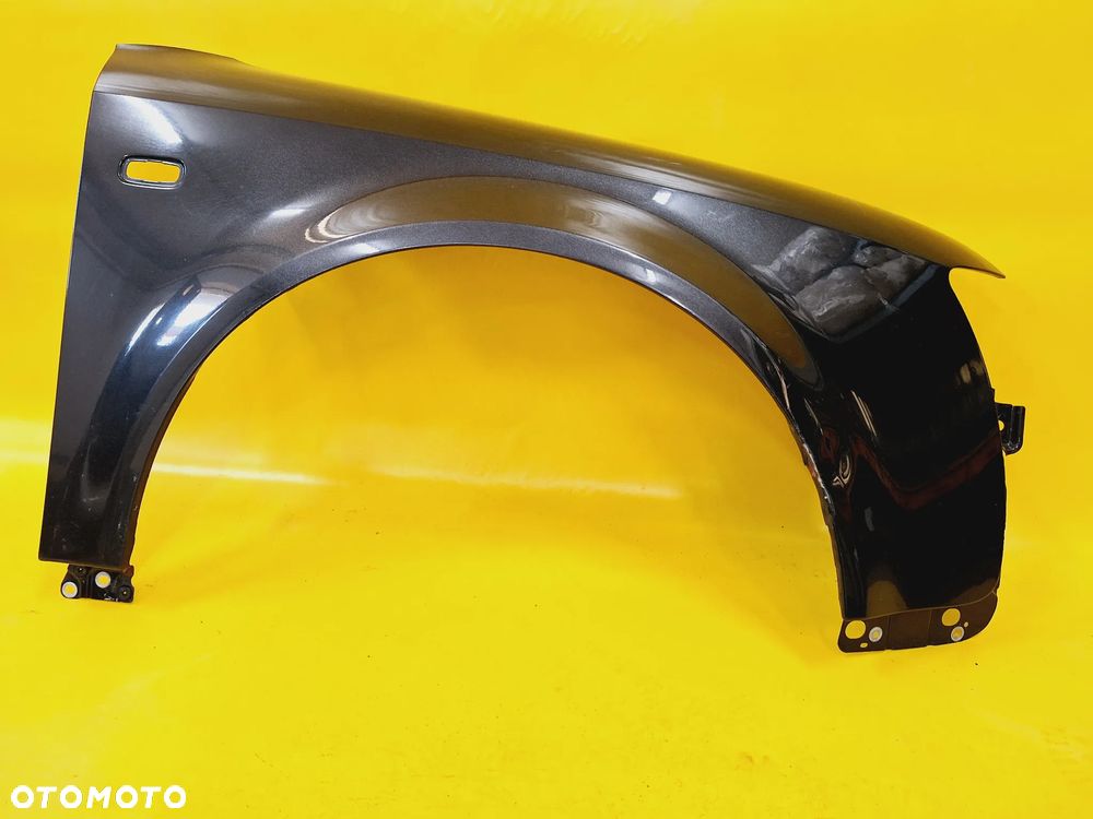 BŁOTNIK PRAWY PRZÓD PRZEDNI AUDI A4 B6 LAK: LZ9W NR598 - 2