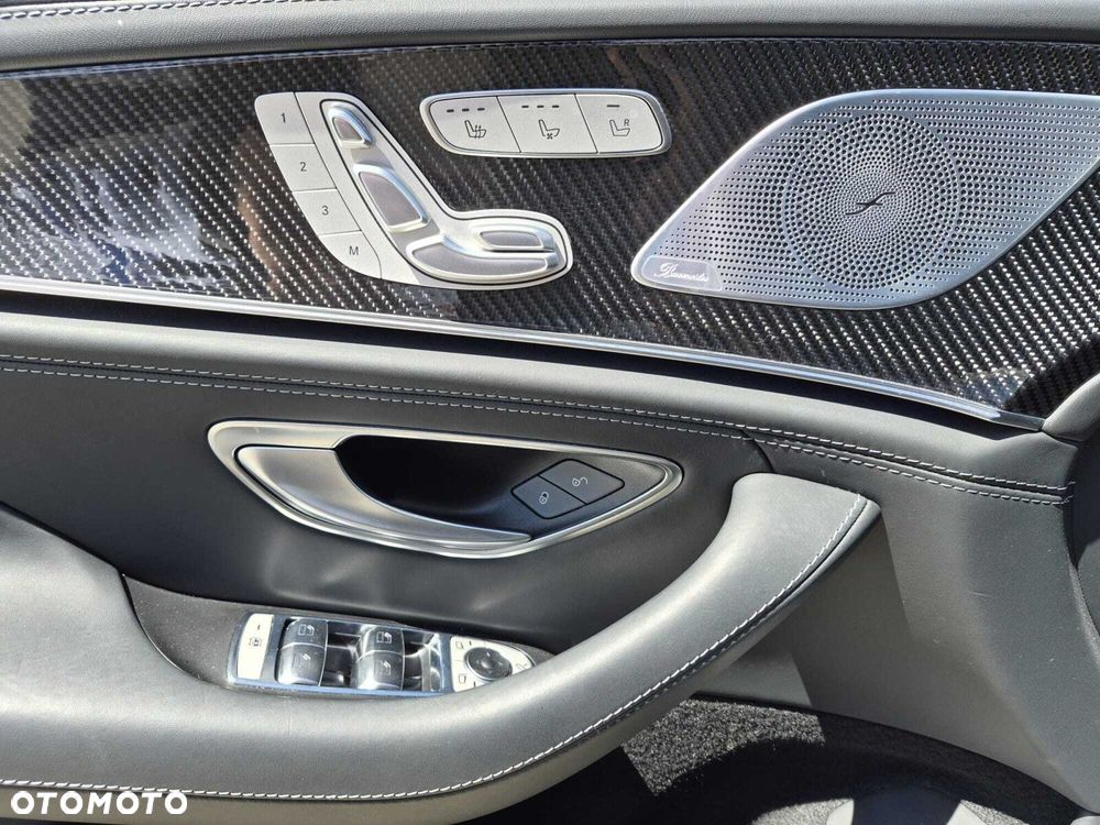 Mercedes-Benz AMG GT 43 4-Matic+ - 23