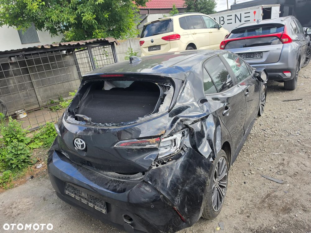Toyota Corolla 1.2 Turbo Comfort - 9