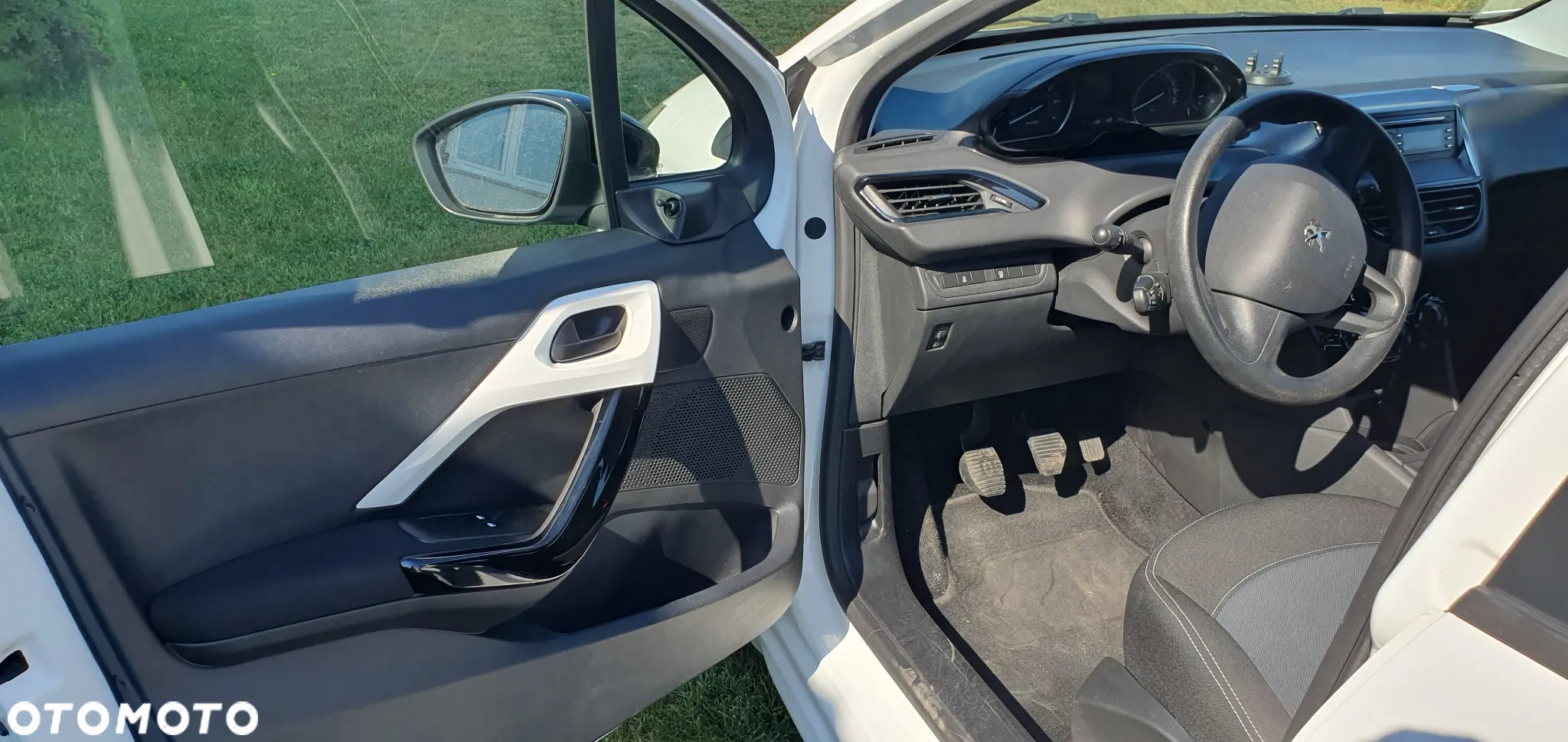 Peugeot 208 - 7
