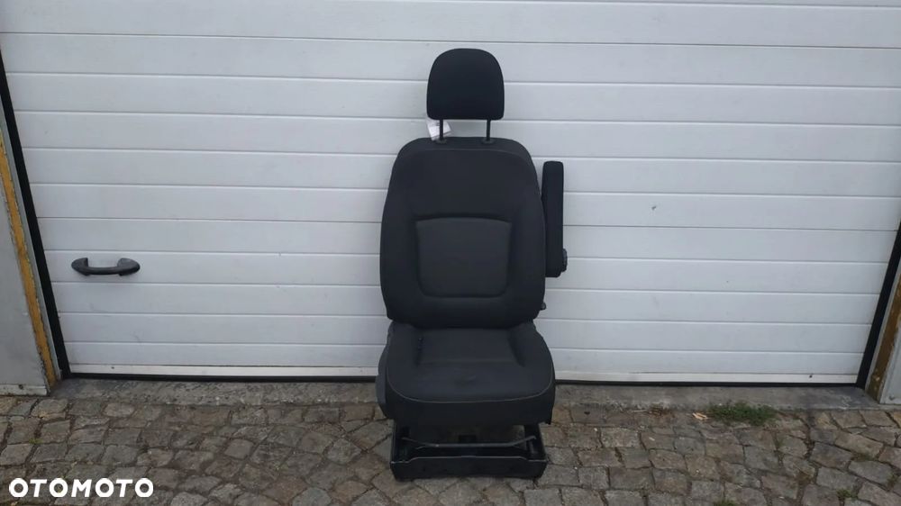 FOTEL PASAŻERA POJEDYNCZY TRAFIC VIVARO PRIMASTAR TALENTO 01- NO 725/059 - 1