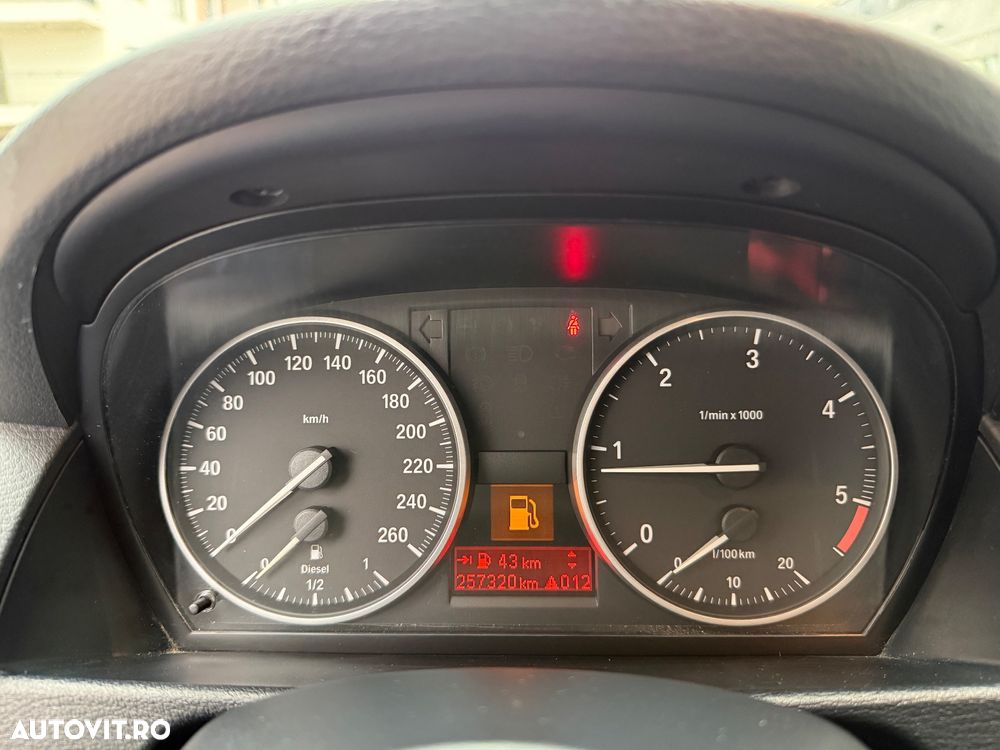 BMW X1 sDrive18d Sport Line - 13