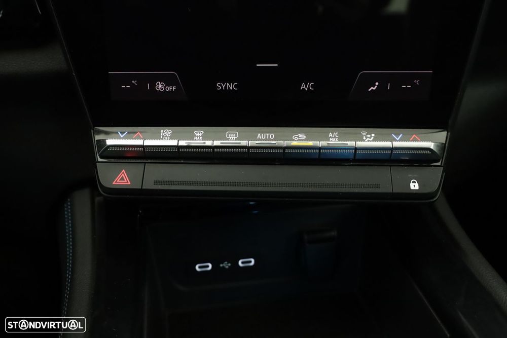 Renault Austral 1.2 E-Tech Techno Espirit - 13