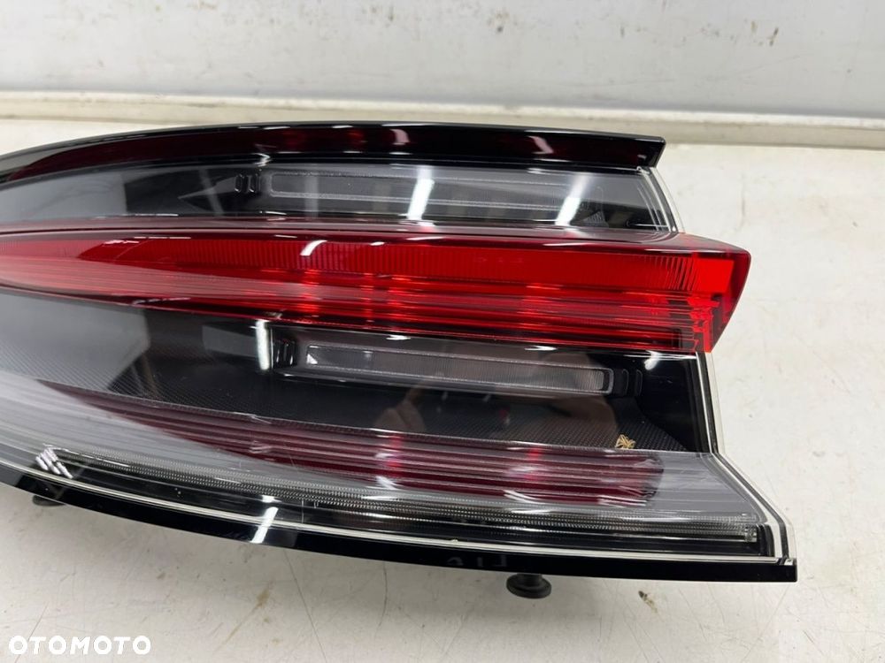 Lampa Porsche Macan I 95b LIFT 18r.- LEWA tylna w błotnik ORYGINALNA lewy tył Europa 95b945091l - 10