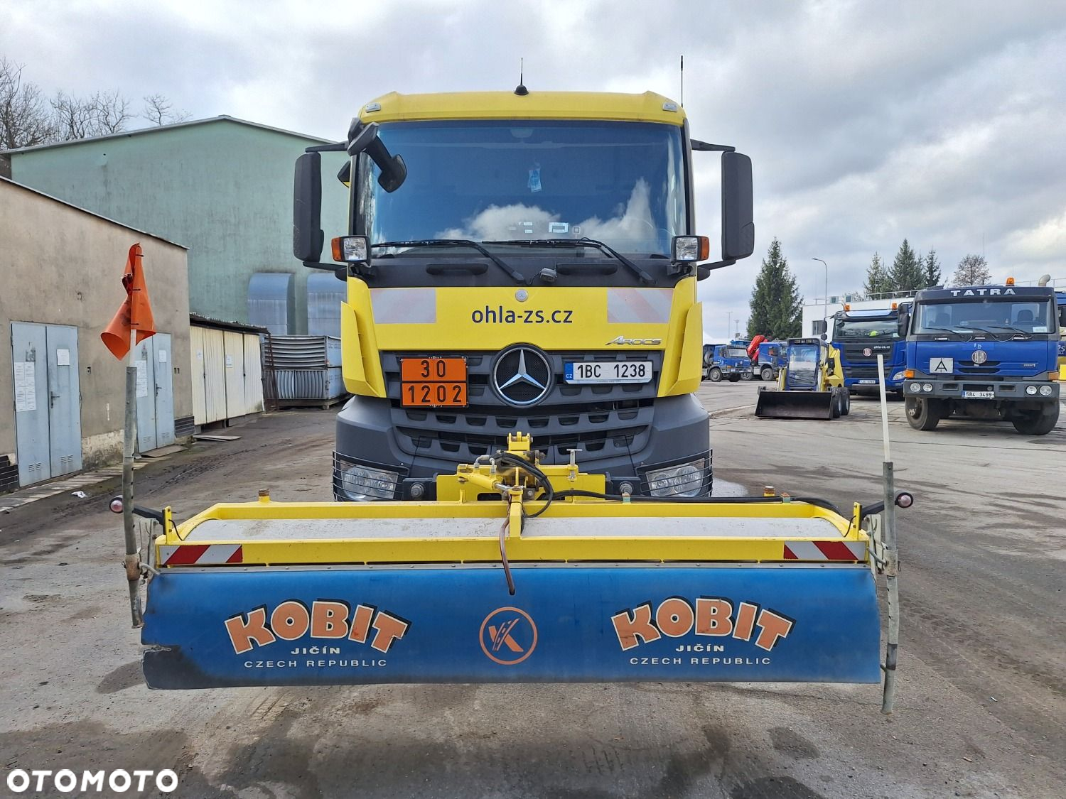 Versalift Arocs 3245 L 8X4 + Kobit - 2