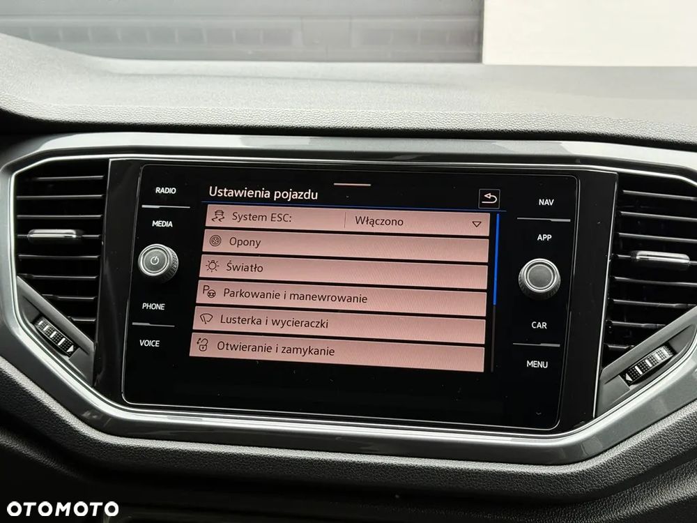 Volkswagen T-Roc 2.0 TDI SCR DSG Sport - 11