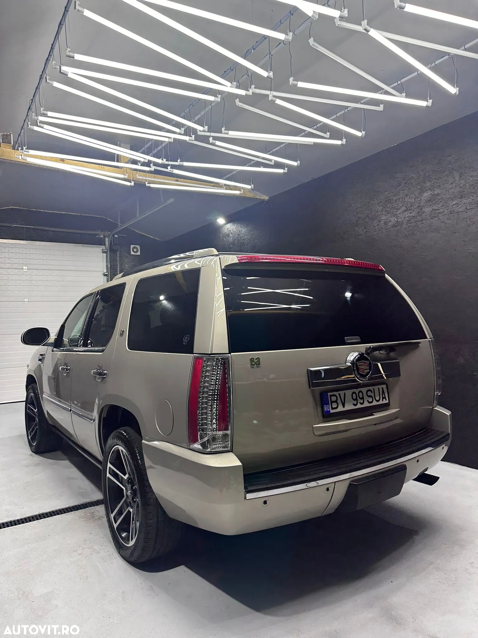 Cadillac Escalade 6.0 V8 - 3