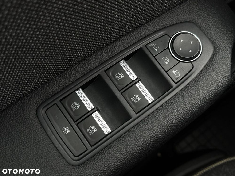 Renault Captur 1.0 TCe Techno - 29