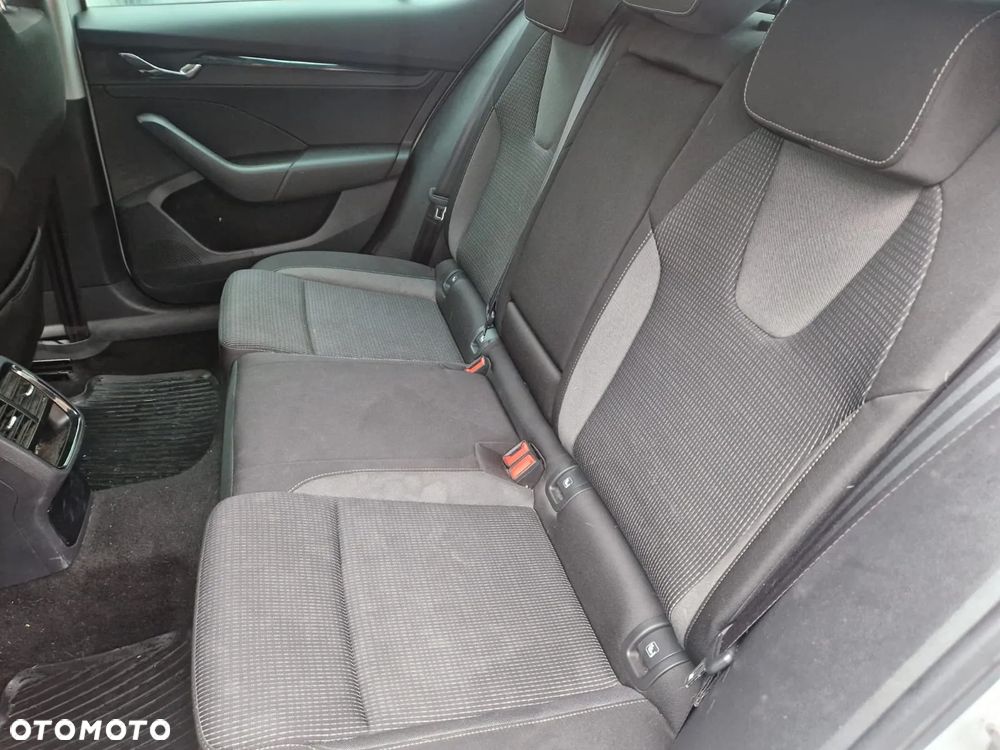 Skoda Octavia 1.5 TSI ACT Ambition - 15