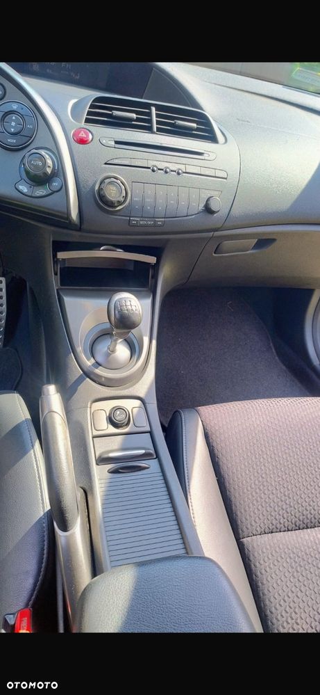 Honda Civic 1.8 Comfort - 15