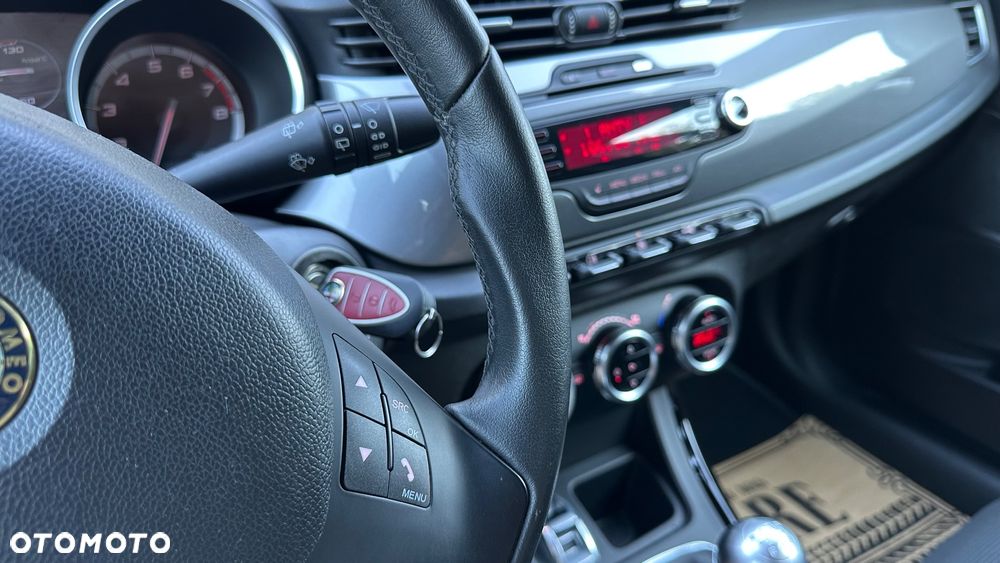 Alfa Romeo Giulietta 1.4 TB 16V Multiair Turismo - 18