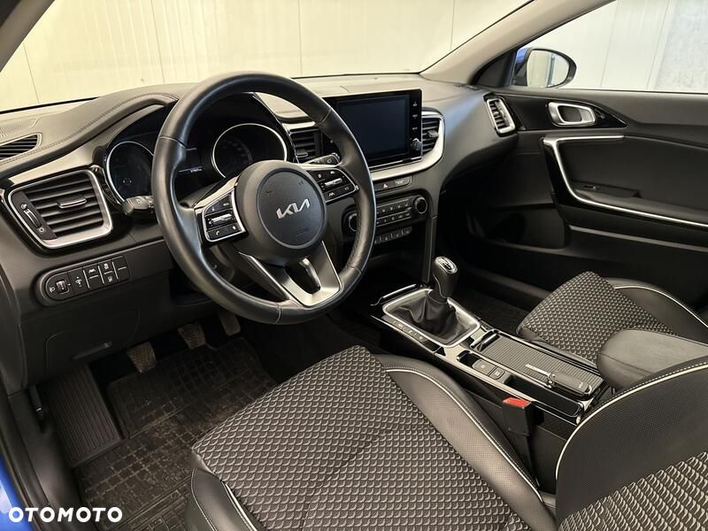 Kia Ceed 1.5 T-GDI L - 10