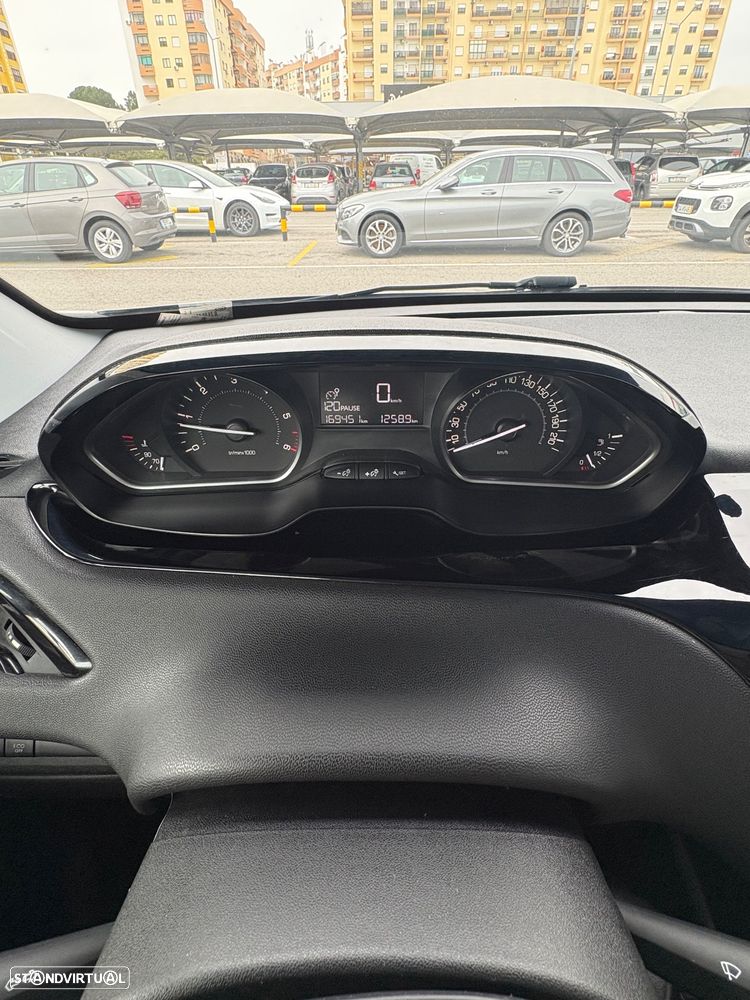 Peugeot 208 1.6 BlueHDi Allure - 6