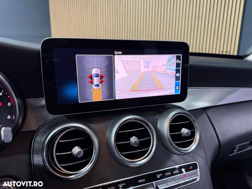 Mercedes-Benz C - 10