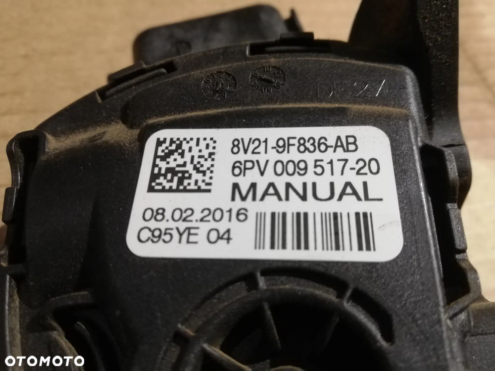 Ford Transit Courier MKII pedał potencjomer gazu 8v21-9f836-AB - 2