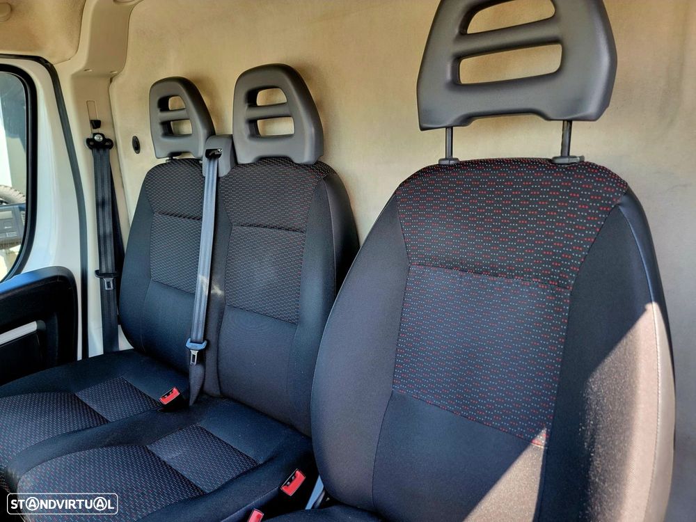 Peugeot Boxer 2.2 BlueHDi 330 L2H2 Premium - 14