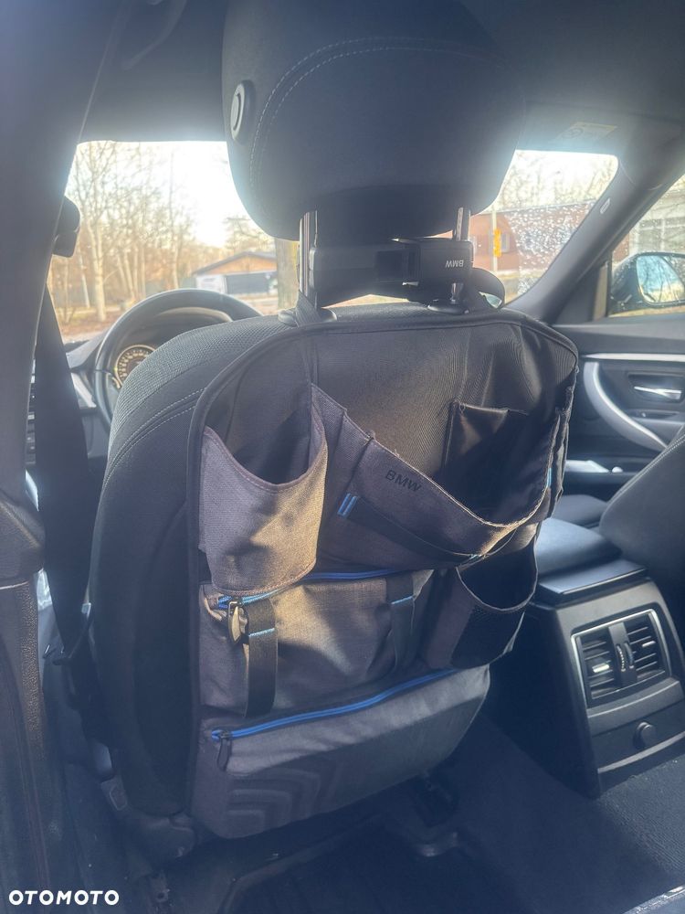 BMW 3GT 320i xDrive M Sport - 19