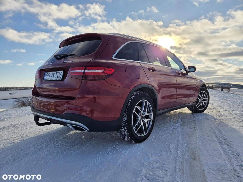 Mercedes-Benz GLC - 37