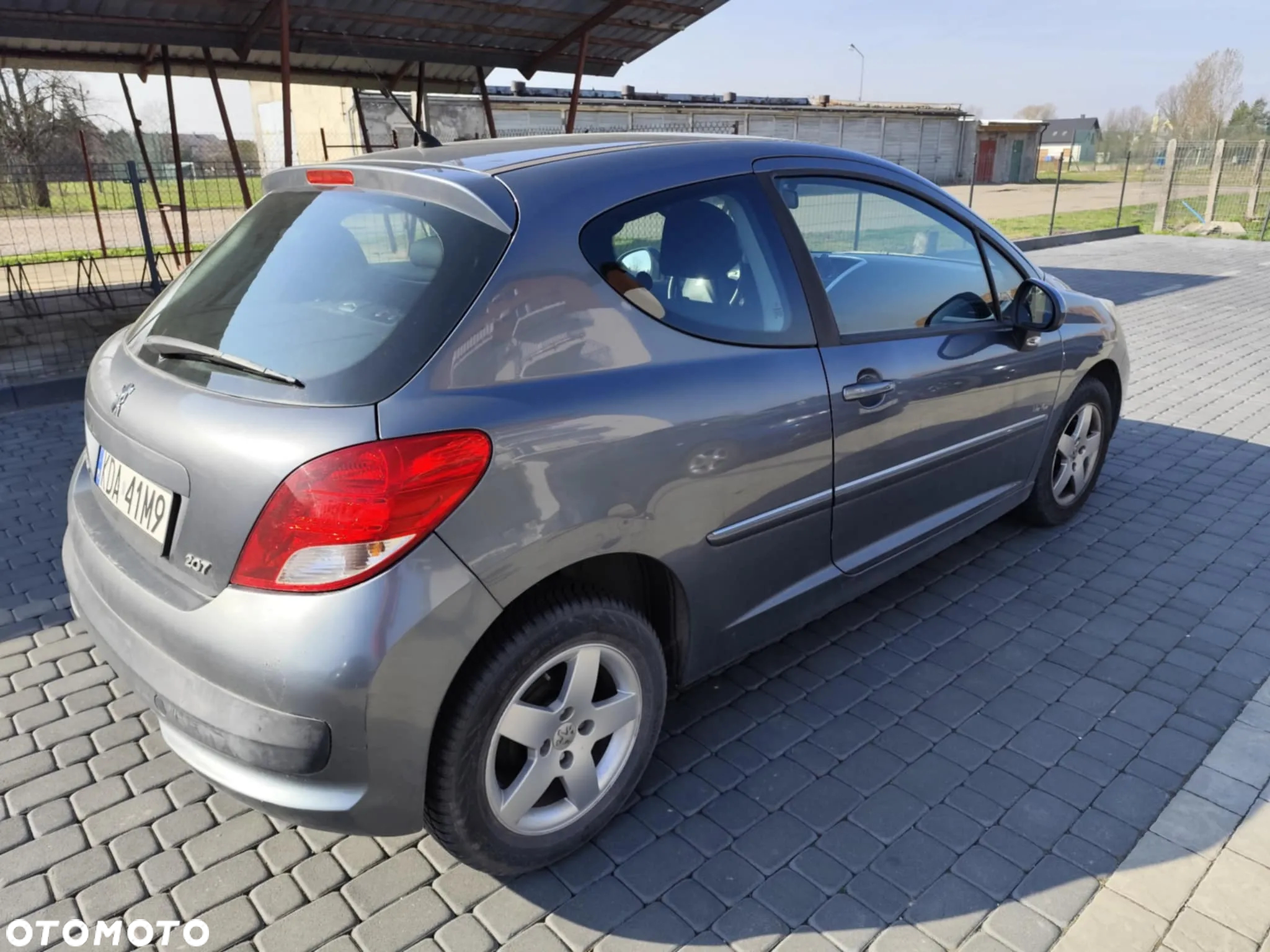 Peugeot 207 - 4