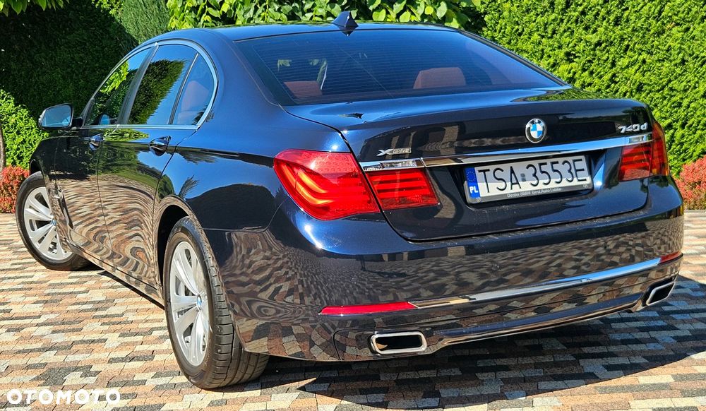 BMW Seria 7 740d - 3