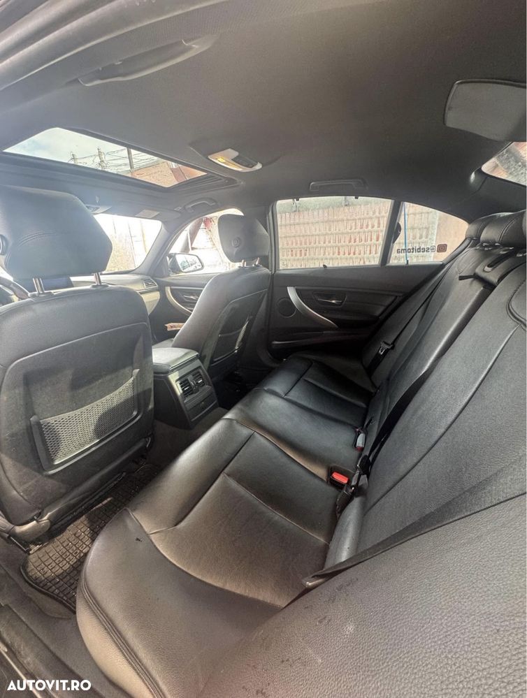 BMW Seria 3 320d DPF Aut. - 7