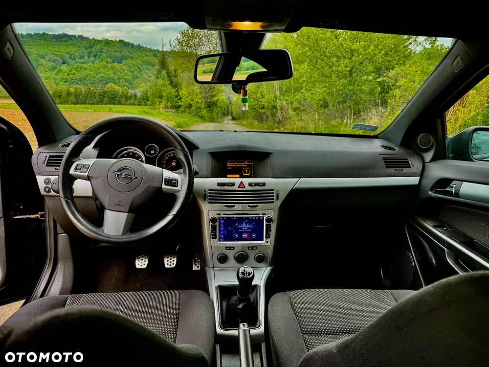 Opel Astra 1.8 - 11