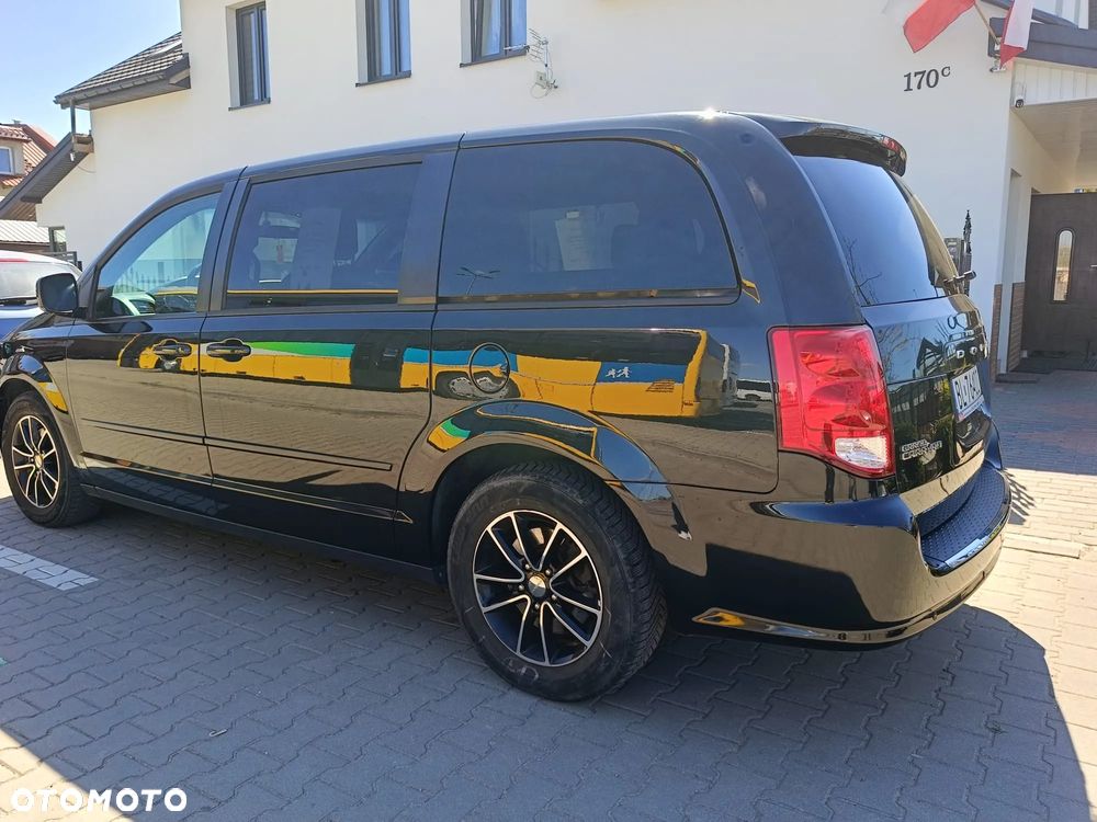 Dodge Grand Caravan 3.6 R/T - 10