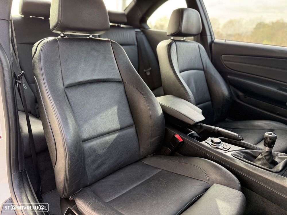 BMW 120 d Limited Edition Lifestyle c/ M Sport Pack - 20