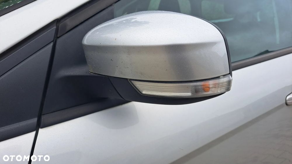 Ford Focus - 15