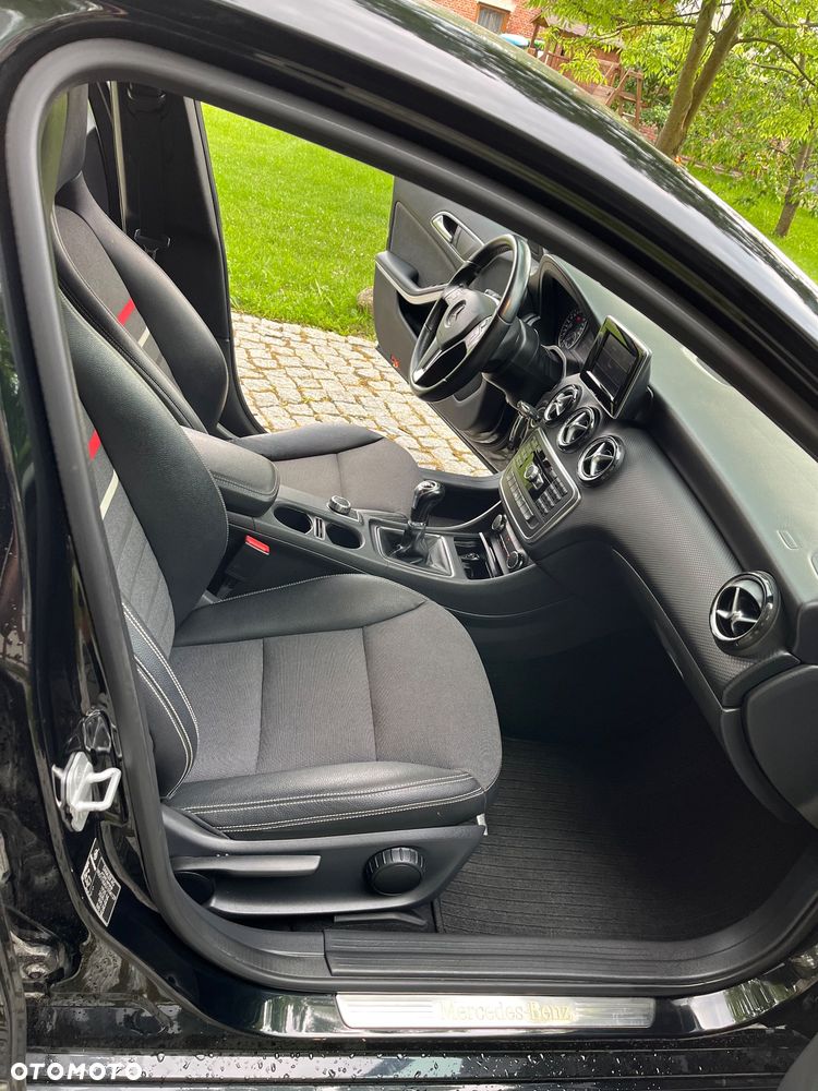 Mercedes-Benz Klasa A 200 (BlueEFFICIENCY) - 13