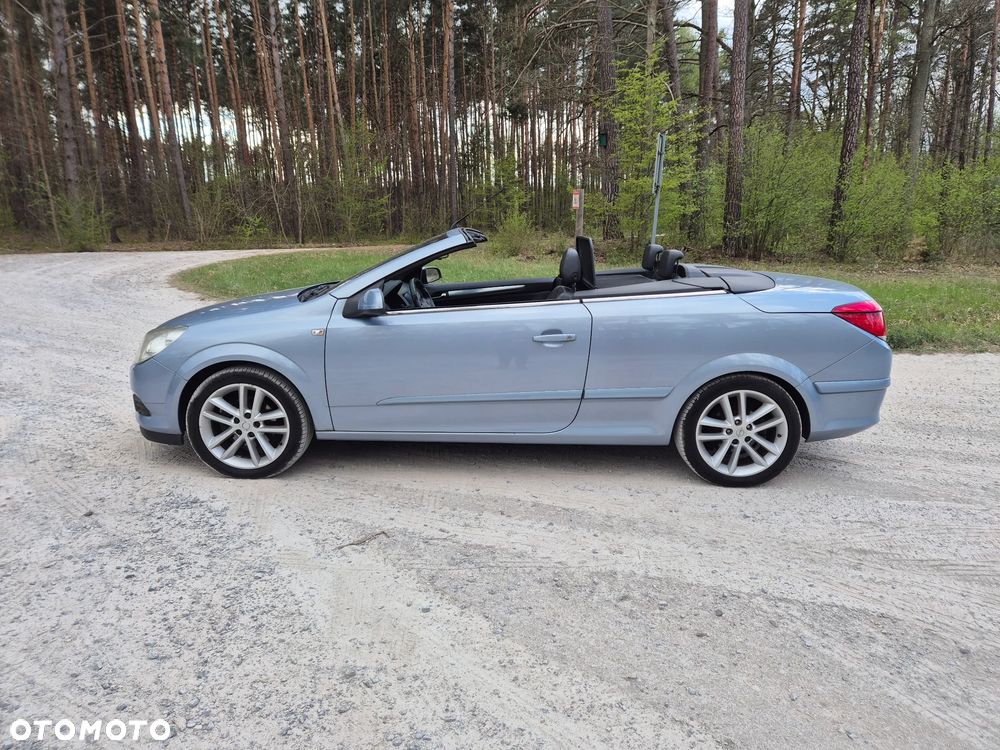 Opel Astra 1.8 Cosmo - 11